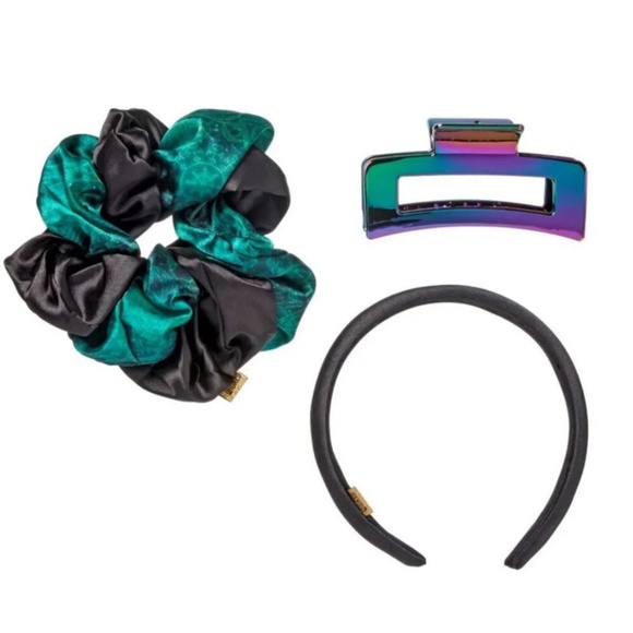 Wicked Scunci Hair Accessory Set NWB - Picture 3 of 6